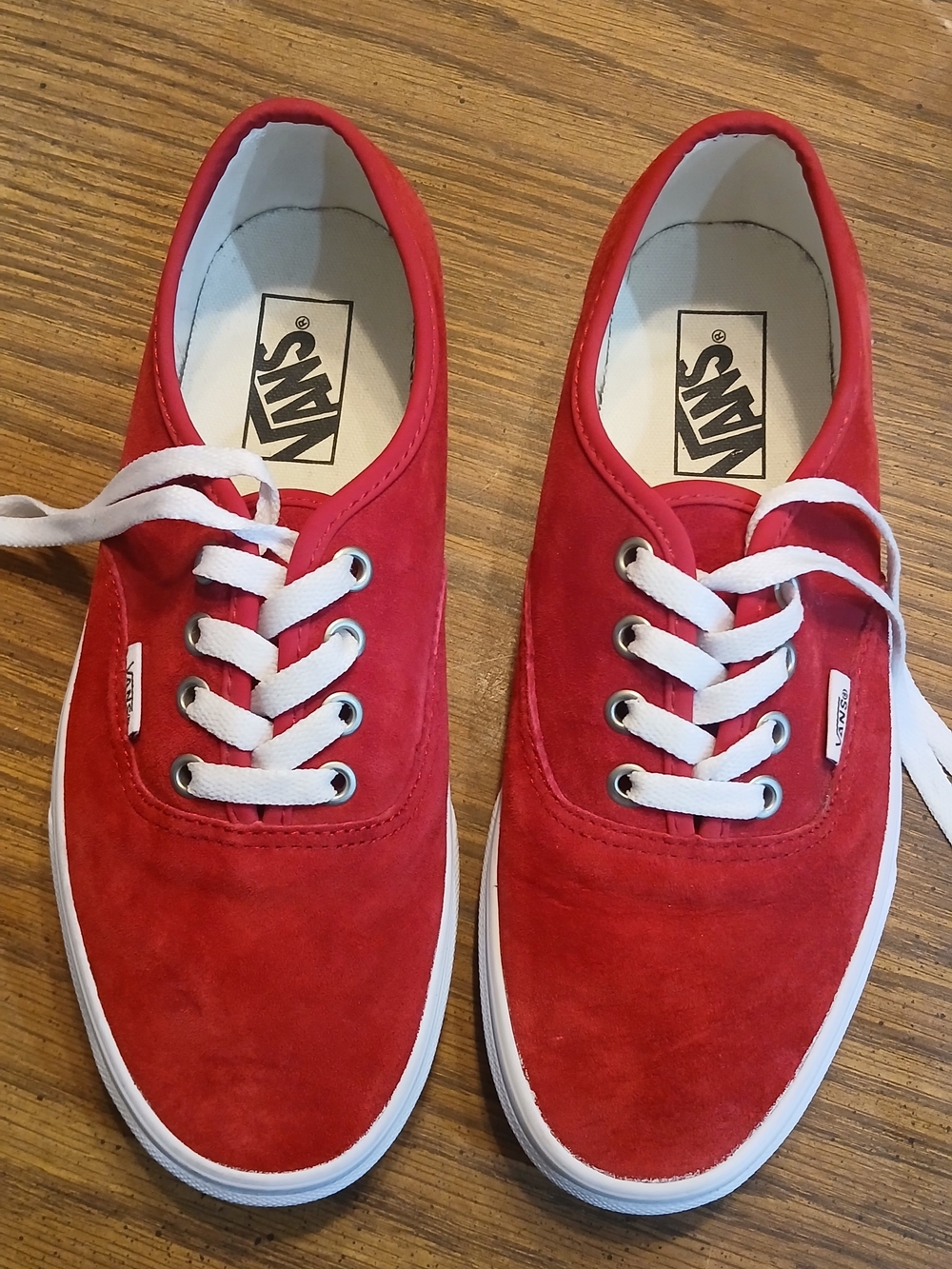 Vans Women's (Size 7.5)/ Mens (Size 6), Red Suede Authentic Sneakers